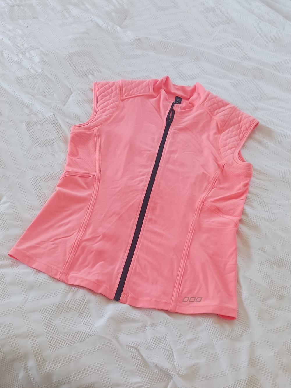 Lorna Jane Salmon Activewear Vest Size L